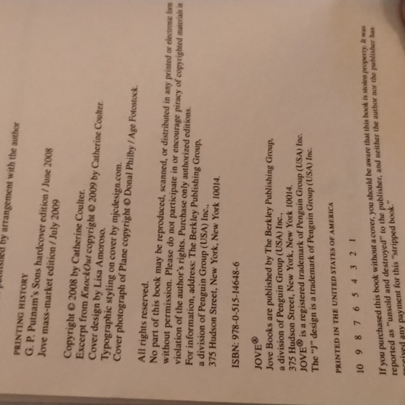 Softcover Book Tailspin written by Catherine Coulter FBI Thriller - Picture 5 of 5